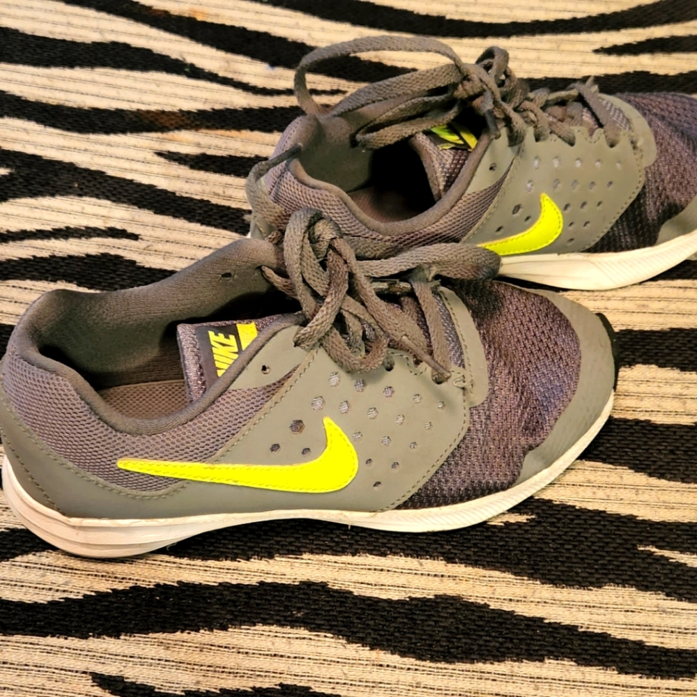 Boys Nike Shoes